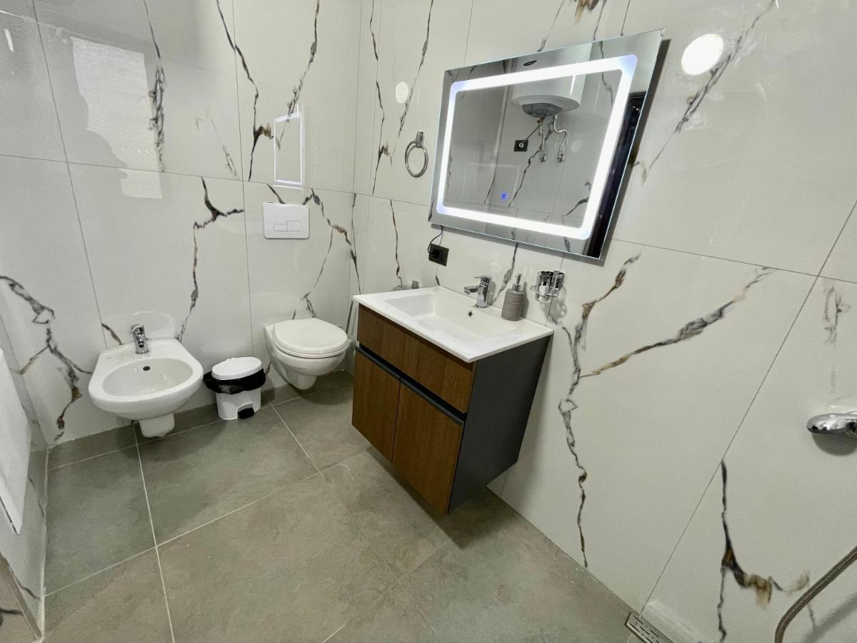 Keon Superb Studio Apartament Tirana Buitenkant foto