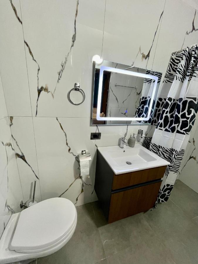 Keon Superb Studio Apartament Tirana Buitenkant foto